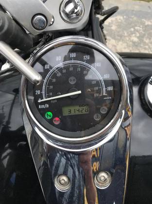 HONDA SHADOW 750 